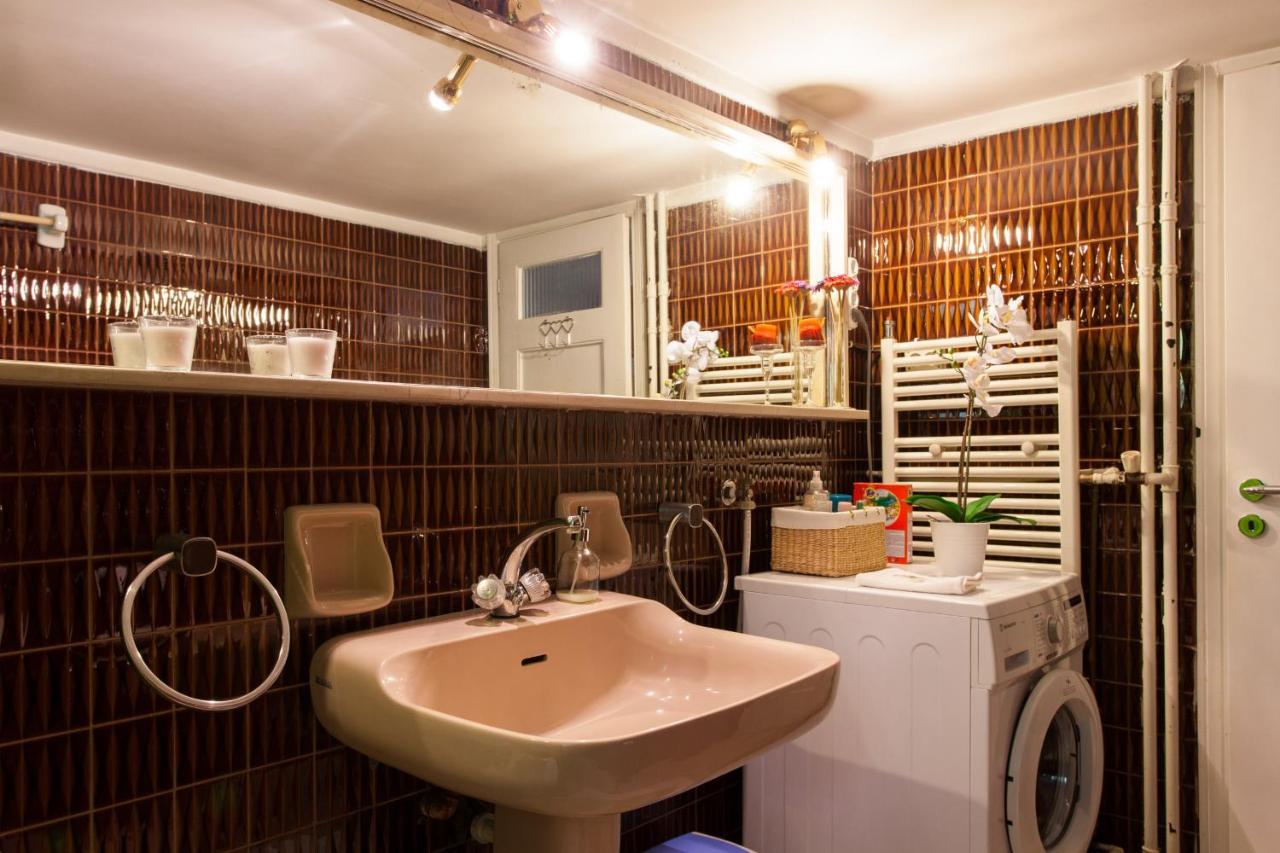 Lovely Apartment In Psychiko - Renovation May 2025 Atenas Exterior foto